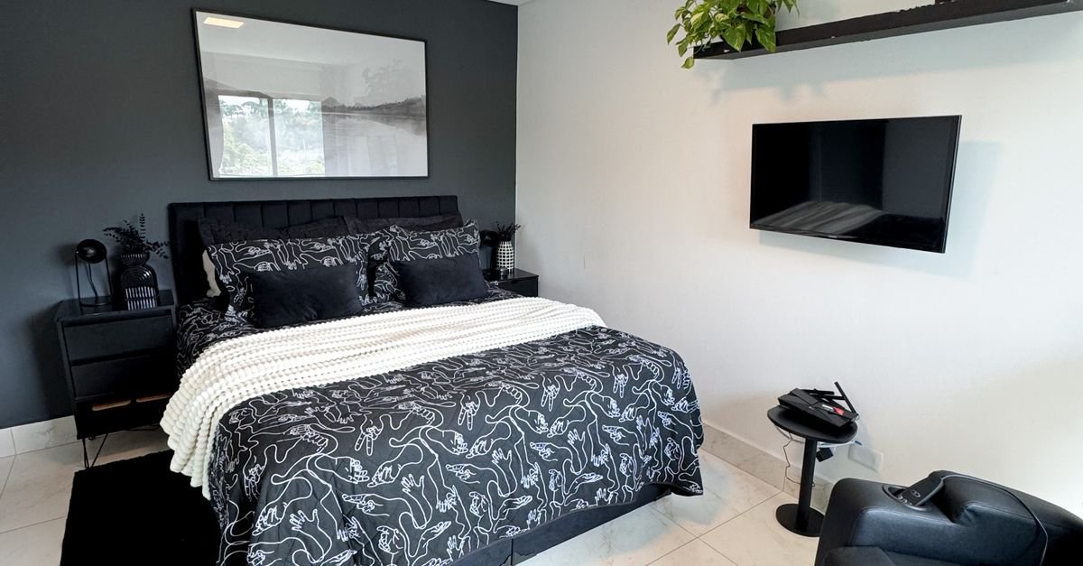 Bedroom Layout Ideas