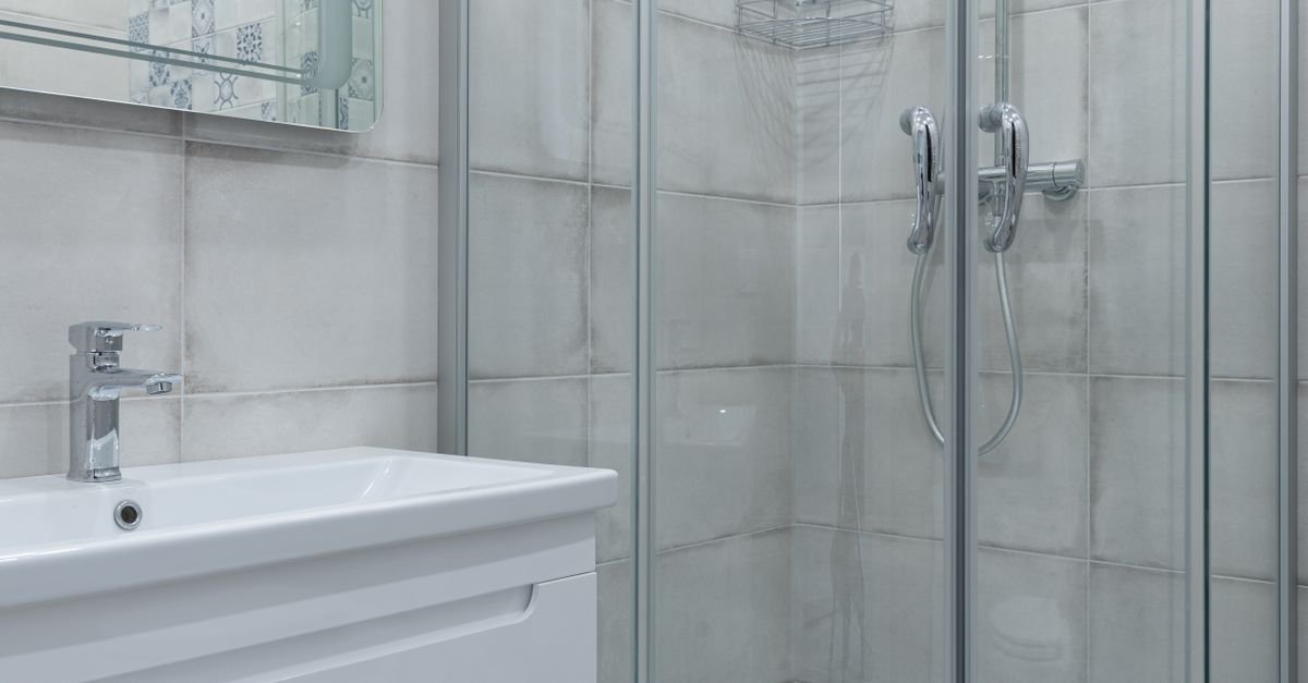 Tempered-Glass Rainfall Shower Enclosures