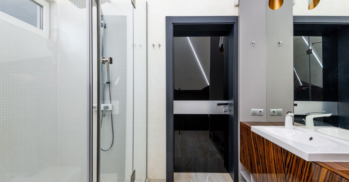 Tempered-Glass Rainfall Shower Enclosures