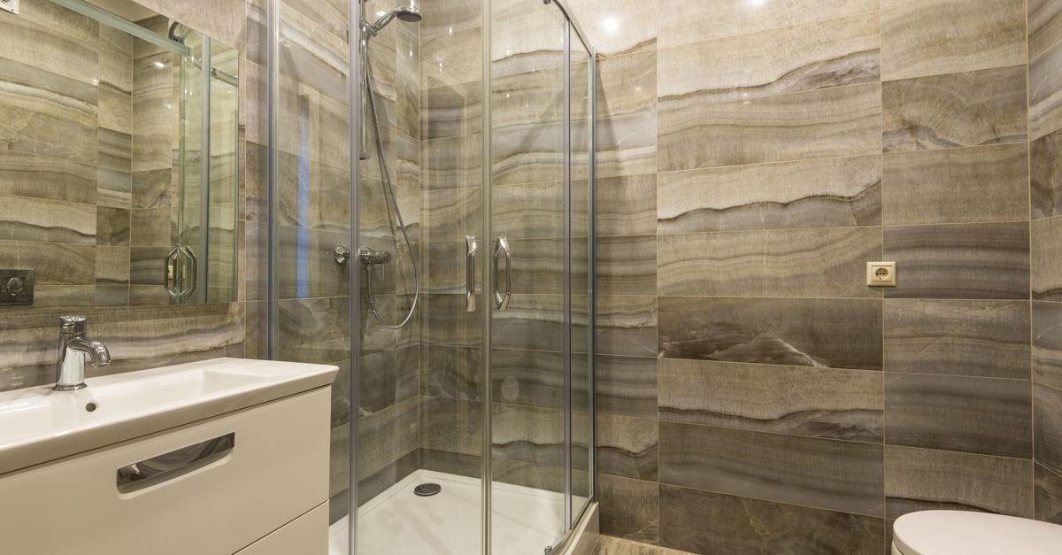 Tempered-Glass Rainfall Shower Enclosures