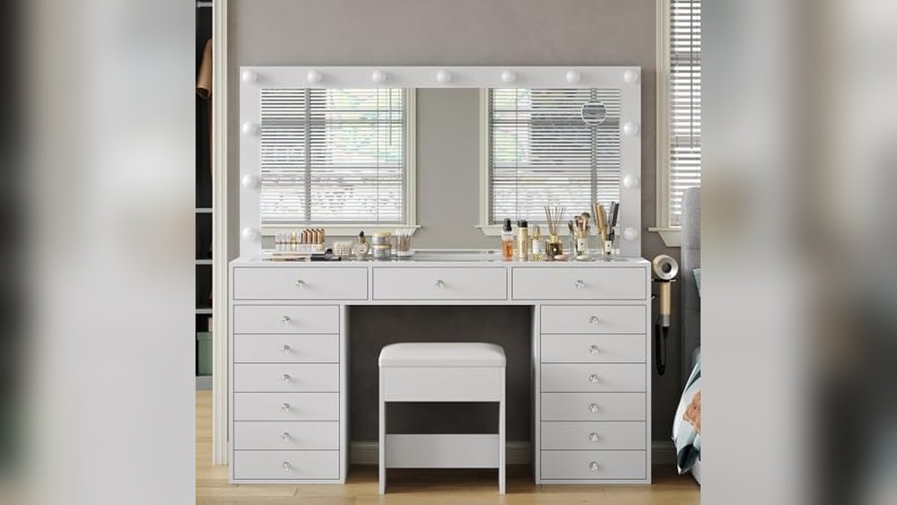 Lighting-Enabled Beauty Studio Furniture