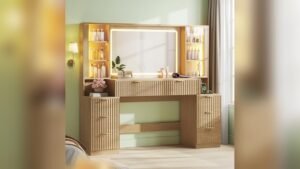 Luxury Vanity Table With Drawers