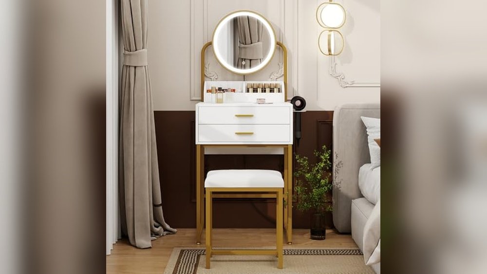 Space-Saving Dressing Table for Small Bedrooms