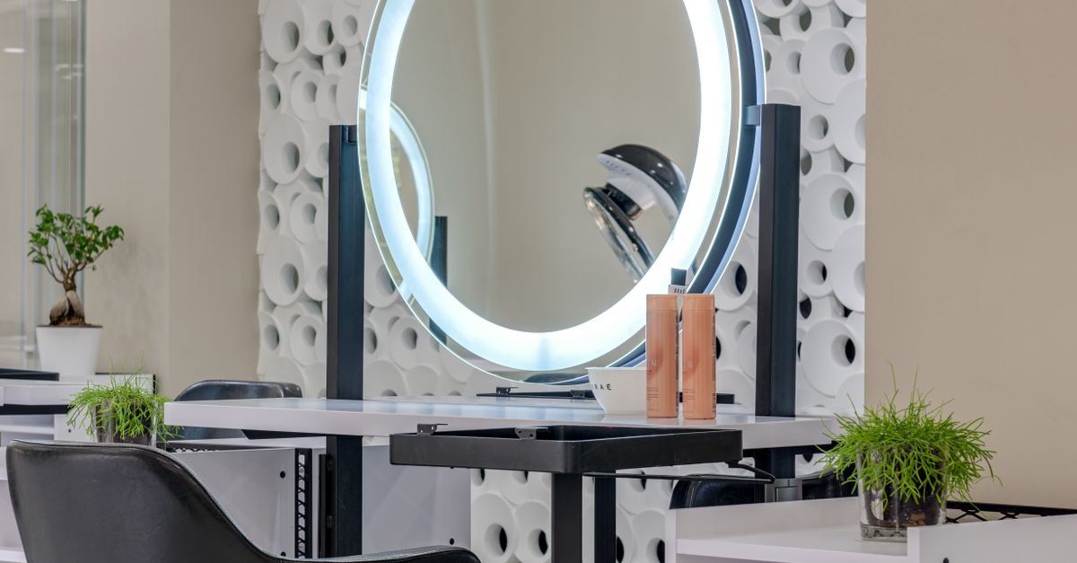 Vanity And Beauty Station